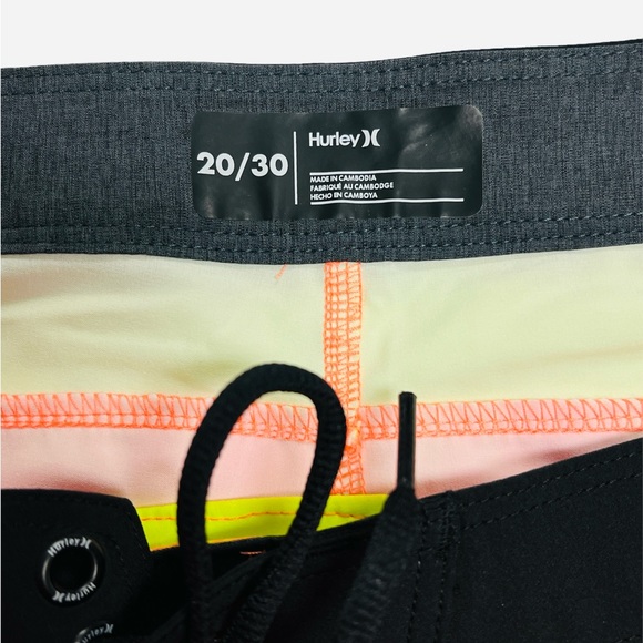 Hurley Phantom Boys Kids Board Shorts Surf Swim Trunks Multicolor Size 20/30 - Picture 8 of 9